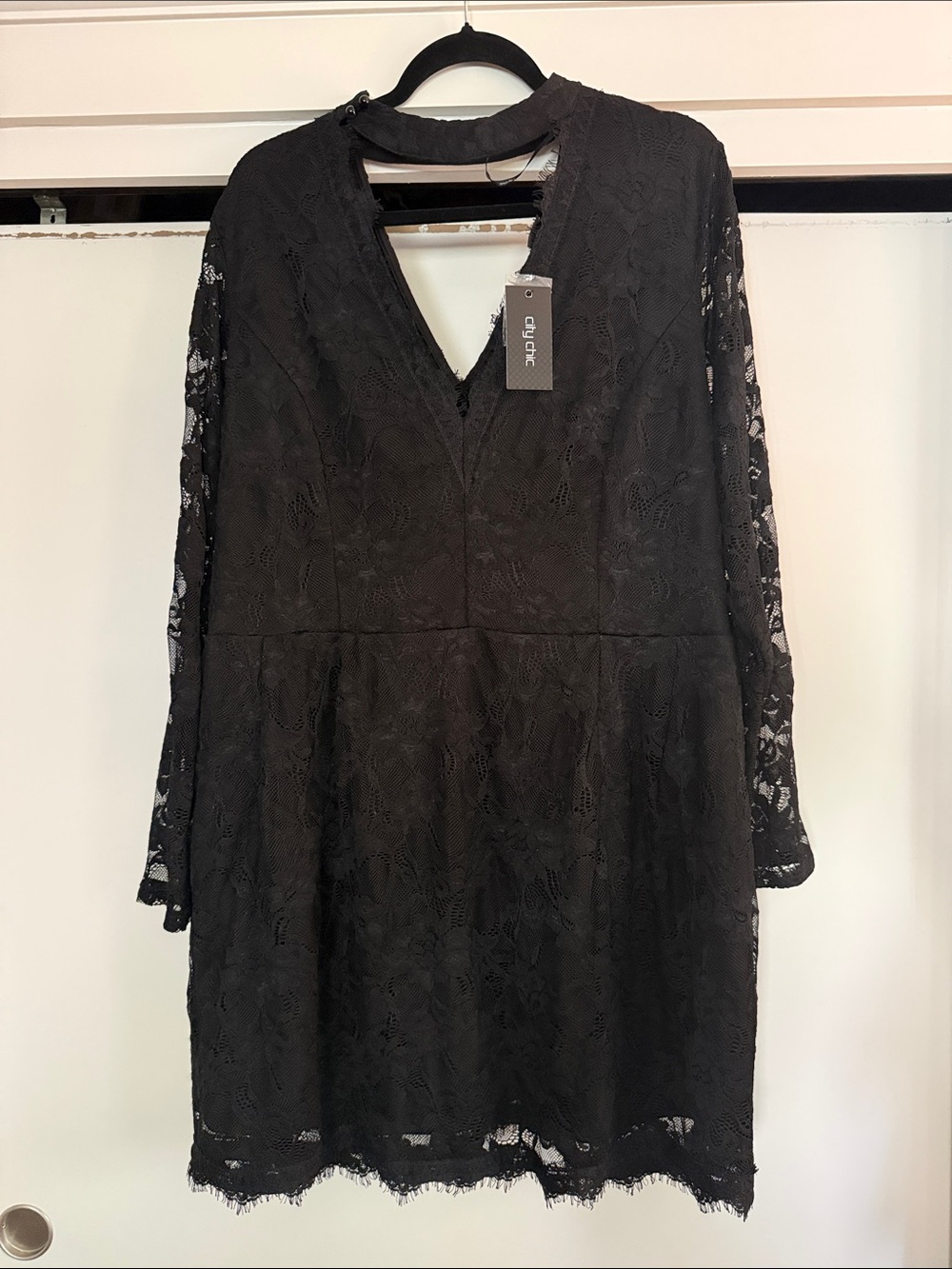 City Chic Black Lace Long-Sleeve V-Neck Dress